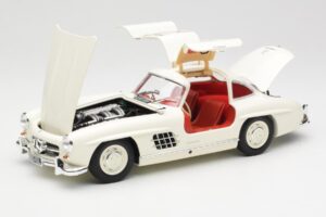 Mercedes 300 SL W198 Baltas Minichamps 1:18 180039006 Metalas - nuotrauka 2 iš 8