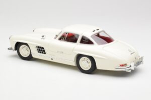 Mercedes 300 SL W198 Baltas Minichamps 1:18 180039006 Metalas - nuotrauka 7 iš 8