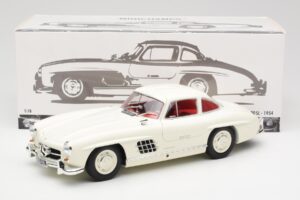 Mercedes 300 SL W198 Baltas Minichamps 1:18 180039006 Metalas - nuotrauka 8 iš 8