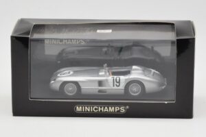Mercedes 300 SLR #19 P. Levegh / J. Fitch 24 Hours of Le Mans 1955 Minichamps 1:43 432553000 Metalas - nuotrauka 4 iš 4
