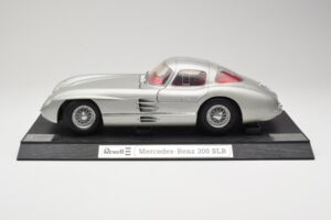 Mercedes 300 SLR Sidabrinis Revell 1:12 08851 Metalas - nuotrauka 4 iš 8