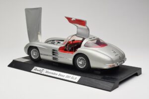 Mercedes 300 SLR Sidabrinis Revell 1:12 08851 Metalas - nuotrauka 5 iš 8
