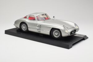 Mercedes 300 SLR Sidabrinis Revell 1:12 08851 Metalas - nuotrauka 6 iš 8