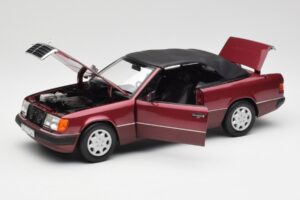 Mercedes 300CE-24 A124 Kabrioletas Almandine Raudonas Metalinis Norev 1:18 B66040616 Metalas - nuotrauka 2 iš 8