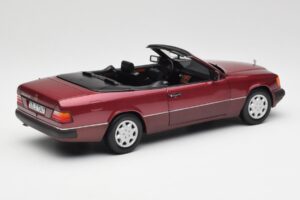 Mercedes 300CE-24 A124 Kabrioletas Almandine Raudonas Metalinis Norev 1:18 B66040616 Metalas - nuotrauka 3 iš 8
