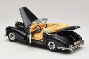 Mercedes 300S Juodas Maisto 1:18 52116-P1 Metalas - nuotrauka 5 iš 8