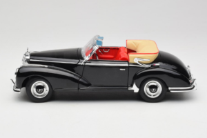 Mercedes 300S W188 Roadster Juodas Welly 1:18 801-3271398 Metalas - nuotrauka 4 iš 8