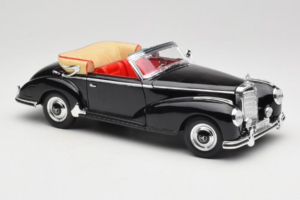 Mercedes 300S W188 Roadster Juodas Welly 1:18 801-3271398 Metalas - nuotrauka 6 iš 8