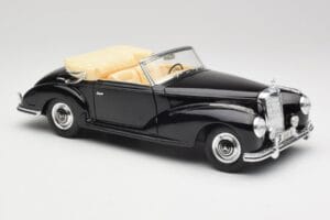 Mercedes 300SC W188 Obsidian Juodas Maisto 1:18 806B Metalas - nuotrauka 6 iš 8