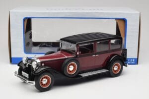 Mercedes 460 Nurburg W08 Juodas MCG 1:18 MCG18364 Metalas - nuotrauka 6 iš 6
