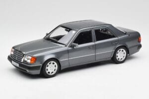 Mercedes 500 E W124 Pearl Pilkas Norev 1:18 183946 Metalas