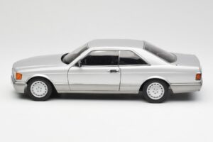 Mercedes 500 SEC C126 Sidabrinis AUTOart 1:18 76212 Metalas - nuotrauka 4 iš 8