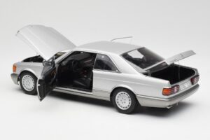 Mercedes 500 SEC C126 Sidabrinis AUTOart 1:18 76212 Metalas - nuotrauka 5 iš 8