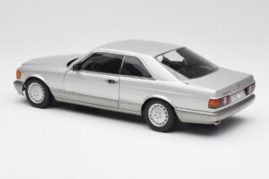 Mercedes 500 SEC C126 Sidabrinis AUTOart 1:18 76212 Metalas - nuotrauka 7 iš 8