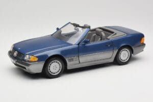 Mercedes SL 500 R129 Nautic Blue Metallic Revell 1:18 8081 Metalas