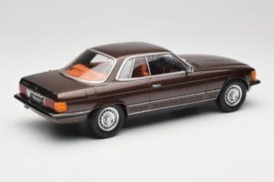 Mercedes 500 SLC C107 Beige Metallic KK-Scale 1:18 KKDC180851 Metalas - nuotrauka 2 iš 6