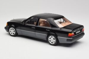 Mercedes 500E W124 Juodas Riboto Leidimo Norev 1:18 183949 Metalas - nuotrauka 7 iš 12