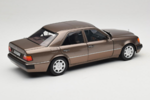 Mercedes 500E W124 Impala Metallic Norev 1:18 183954 Metalas - nuotrauka 3 iš 8