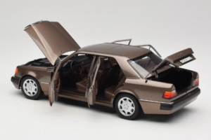 Mercedes 500E W124 Impala Metallic Norev 1:18 183954 Metalas - nuotrauka 5 iš 8