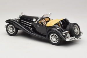 Mercedes 500K Roadster Juodas Bburago 1:18 3020-P2 Metalas - nuotrauka 7 iš 8