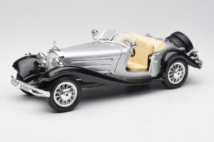Mercedes 500K Roadster Sidabrinis Bburago 1:18 3020-M1 Metalas - nuotrauka 2 iš 8