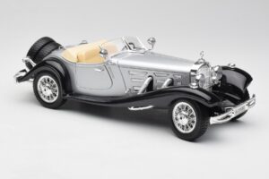 Mercedes 500K Roadster Sidabrinis Bburago 1:18 3020-M1 Metalas - nuotrauka 6 iš 8