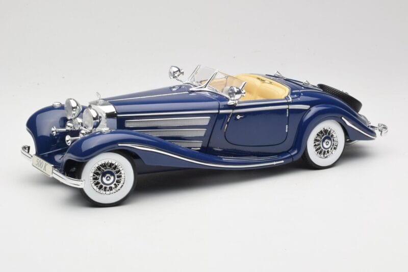 Mercedes 500K Special Roadster Mėlynas Maisto 1:18 56059 Metalas