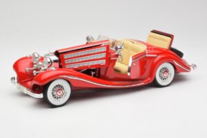 Mercedes 500K Special Roadster Raudonas Maisto 1:18 56058 Metalas - nuotrauka 2 iš 8