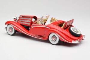 Mercedes 500K Special Roadster Raudonas Maisto 1:18 56058 Metalas - nuotrauka 5 iš 8