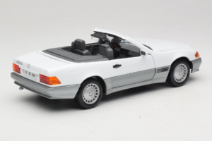 Mercedes 500 SL R129 Baltas Roadtough 1:18 92048 Metalas - nuotrauka 3 iš 8