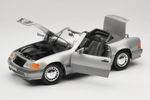 Mercedes 500SL R129 Sidabrinis Tchibo 1:18 TC001 Metalas - nuotrauka 2 iš 8