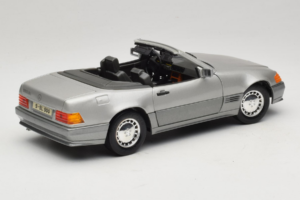 Mercedes 500SL R129 Sidabrinis Tchibo 1:18 TC001 Metalas - nuotrauka 3 iš 8