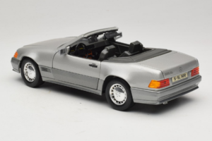 Mercedes 500SL R129 Sidabrinis Tchibo 1:18 TC001 Metalas - nuotrauka 7 iš 8