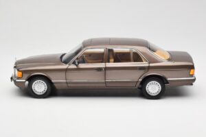 Mercedes 560 SEL W126 Impala Rudas Dilerio Leidimas Norev 1:18 B66040646 Metalas - nuotrauka 4 iš 8