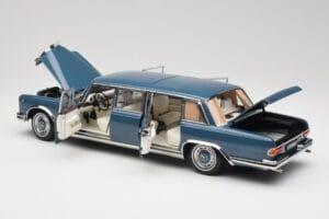 Mercedes 600 Pullman W100 Mėlynas NZG 1:18 B66040707 Metalas - nuotrauka 5 iš 8