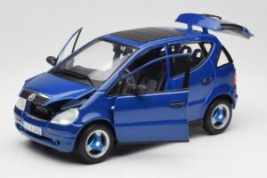 Mercedes A-Class W168 Tamsiai Mėlynas Maisto 1:18 B66005219 Metalas - nuotrauka 2 iš 8