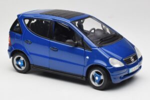 Mercedes A-Class W168 Tamsiai Mėlynas Maisto 1:18 B66005219 Metalas - nuotrauka 6 iš 8