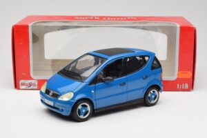 Mercedes A-Class W168 Šviesiai Mėlynas Maisto 1:18 37800-M5 Metalas - nuotrauka 8 iš 8