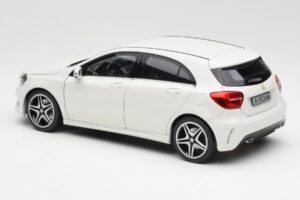 Mercedes A-Class W176 Cirrus Baltas Norev 1:18 B66960126 Metalas - nuotrauka 7 iš 8