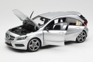 Mercedes A-Class W176 Polar Sidabrinis Norev 1:18 B66960139 Metalas - nuotrauka 2 iš 8