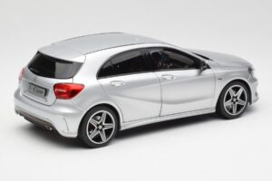 Mercedes A-Class W176 Polar Sidabrinis Norev 1:18 B66960139 Metalas - nuotrauka 3 iš 8