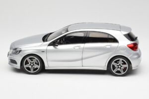 Mercedes A-Class W176 Polar Sidabrinis Norev 1:18 B66960139 Metalas - nuotrauka 4 iš 8