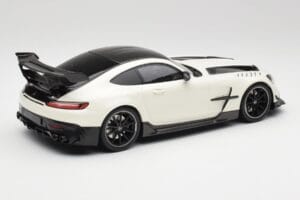 Mercedes AMG GT C190 Black Series Designo Diamond Baltas Metallic Minichamps 1:18 155032022 Metalas - nuotrauka 2 iš 6
