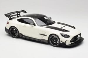 Mercedes AMG GT C190 Black Series Designo Diamond Baltas Metallic Minichamps 1:18 155032022 Metalas - nuotrauka 4 iš 6
