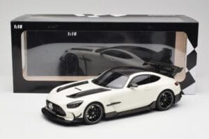 Mercedes AMG GT C190 Black Series Designo Diamond Baltas Metallic Minichamps 1:18 155032022 Metalas - nuotrauka 6 iš 6