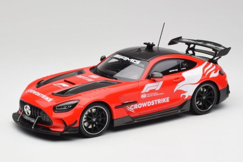 Mercedes AMG GT Black Series F1 Safety Car 2022 Minichamps 1:18 153032093 Metalas