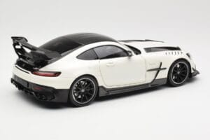 Mercedes AMG GT C190 Black Series Diamond White Metallic Minichamps 1:18 110032020 Metalas - nuotrauka 3 iš 8