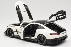 Mercedes AMG GT C190 Black Series Diamond White Metallic Minichamps 1:18 110032020 Metalas - nuotrauka 5 iš 8
