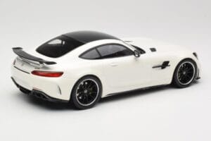 Mercedes AMG GT R C190 Baltas Metalinis Minichamps 1:18 155036028 Metalas - nuotrauka 2 iš 6