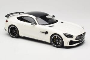 Mercedes AMG GT R C190 Baltas Metalinis Minichamps 1:18 155036028 Metalas - nuotrauka 4 iš 6